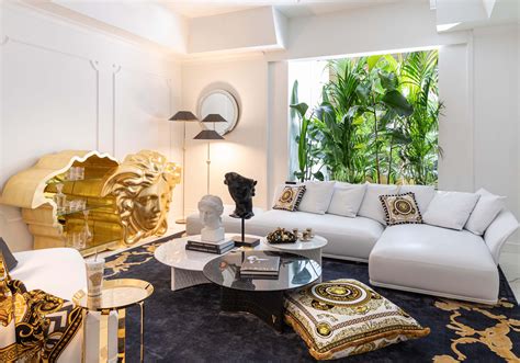 versace home store